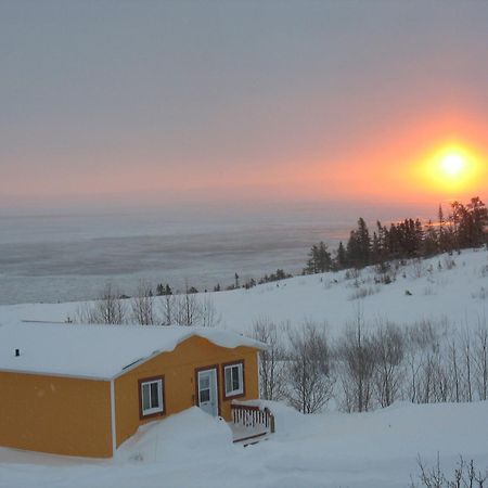 Les Chalets Au Bord De La Mer Лес Ескоуминс Екстериор снимка